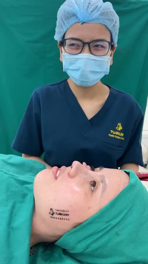 Trẻ thêm 5 tuổi sau nâng mũi luôn đó ạ, xinh đẹp và sắc nét vô cùng: